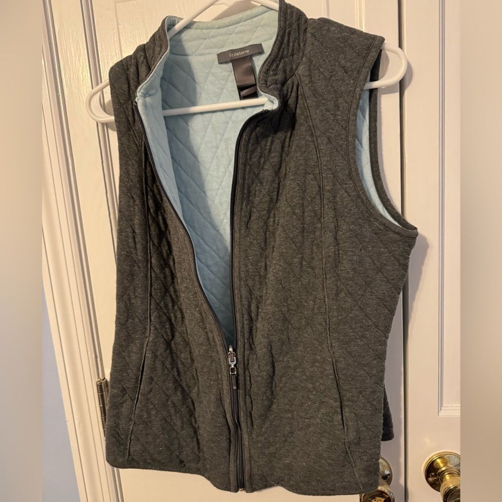Adorable Trendy Liz Claiborne Zip Vest Gray‎ with blue interior. Light yet cozy.